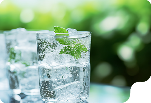 Bibens aquam in Officio: Beneficia, Apicibus et Optima Exercitia